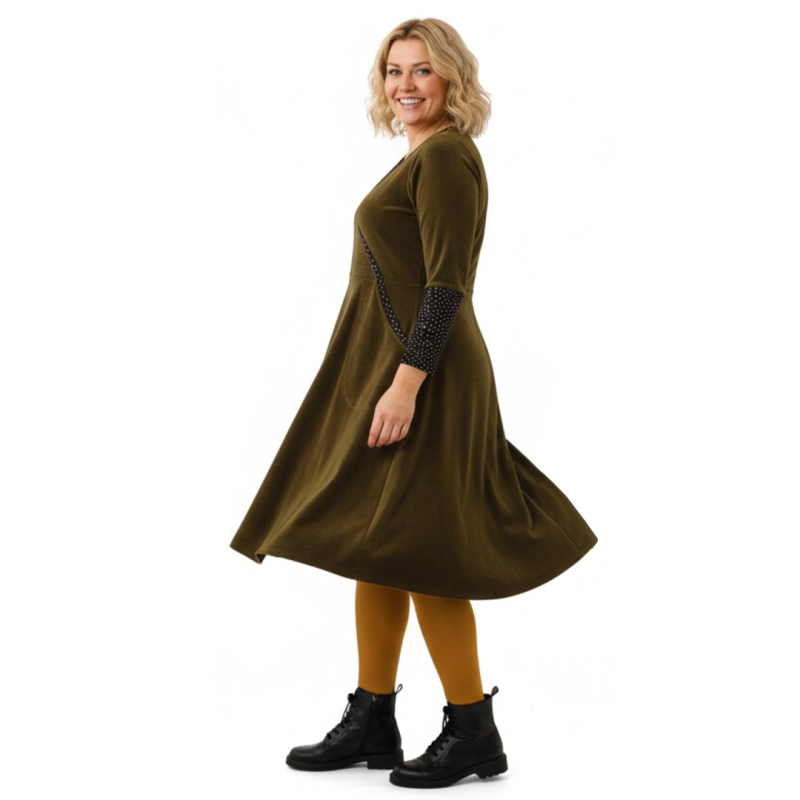 Plus Size Kjole Bika Army Velvet Grøn  44