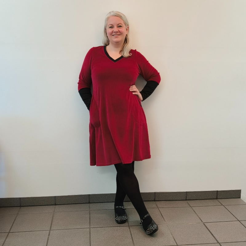 Plus Size Kjole Tulla Bordeaux Velvet Rød  44