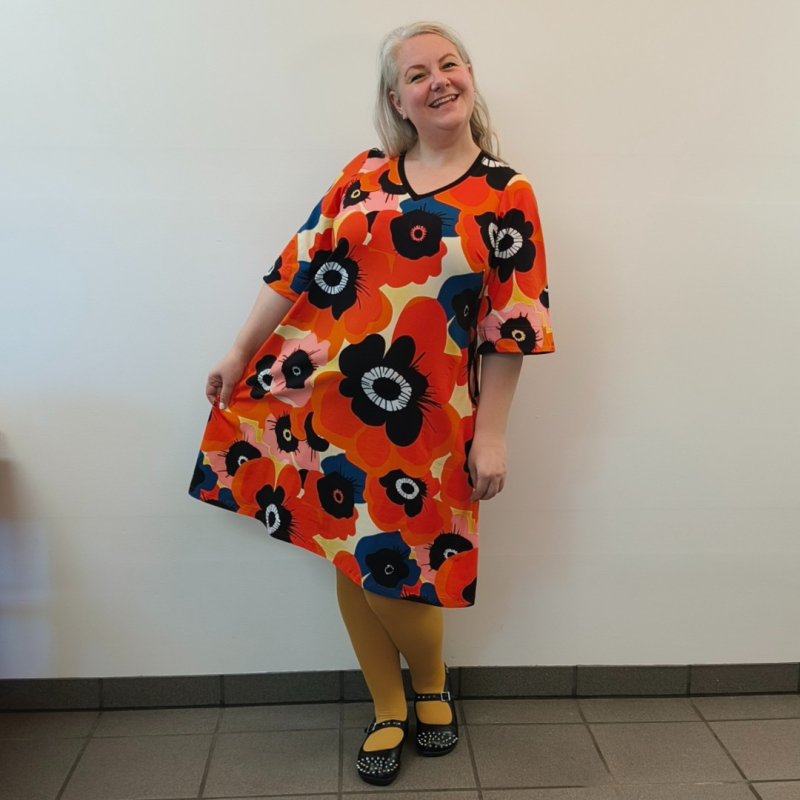 Plus Size Kjole Tulla Giant Poppy Rød  44